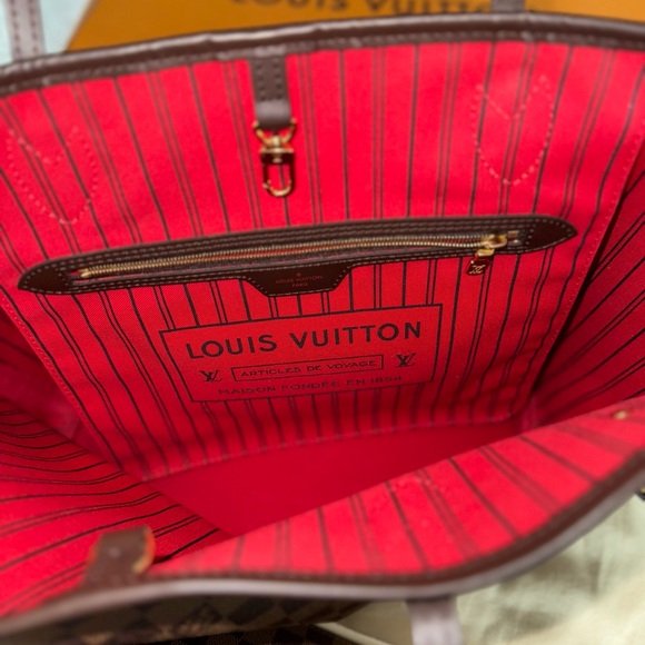 Authentic Louis Vuitton Neverdull MM Tote - Picture 9 of 10